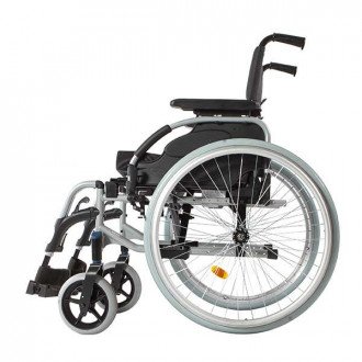 Кресла-коляска с ручным приводом Invacare Action 2 NG в Самаре