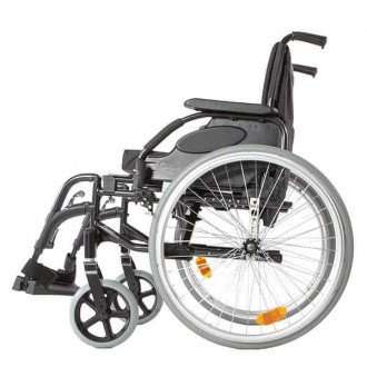 Кресло-коляска с ручным приводом Invacare Action 3 NG в Самаре