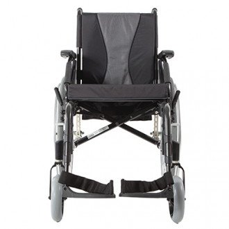 Кресло-коляска с ручным приводом Invacare Action 3 NG в Самаре
